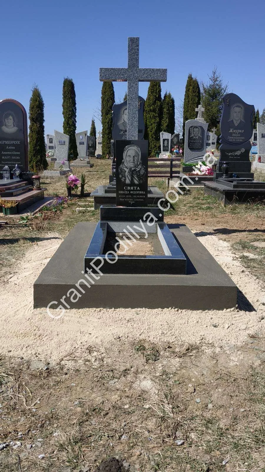 Подвійний пам'ятник з граніту - Кам'янець-Подільський | GranitPodillya